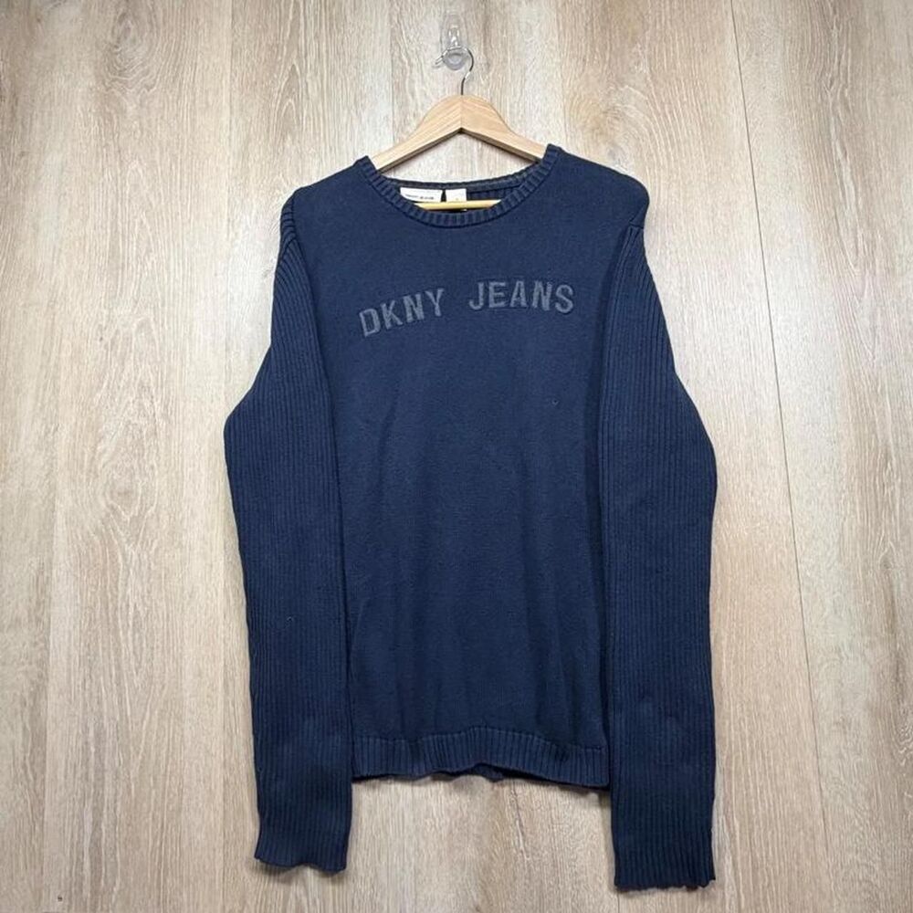 Dkny Men's Navy and Blue Jumper